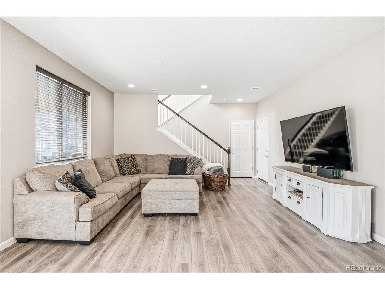 4628 S Nepal Way, Aurora, CO 80015 photo