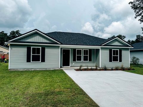 Single Family Residence in Crawfordville FL 174 Broken Bow Trail.jpg