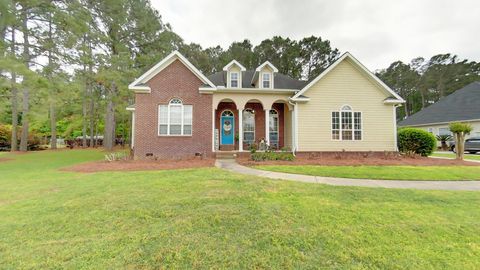 Single Family Residence in Thomasville GA 134 Sweetbriar Lakes Drive.jpg