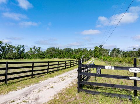 Manufactured Home in Lee FL 3297 NE Rutherford Road.jpg