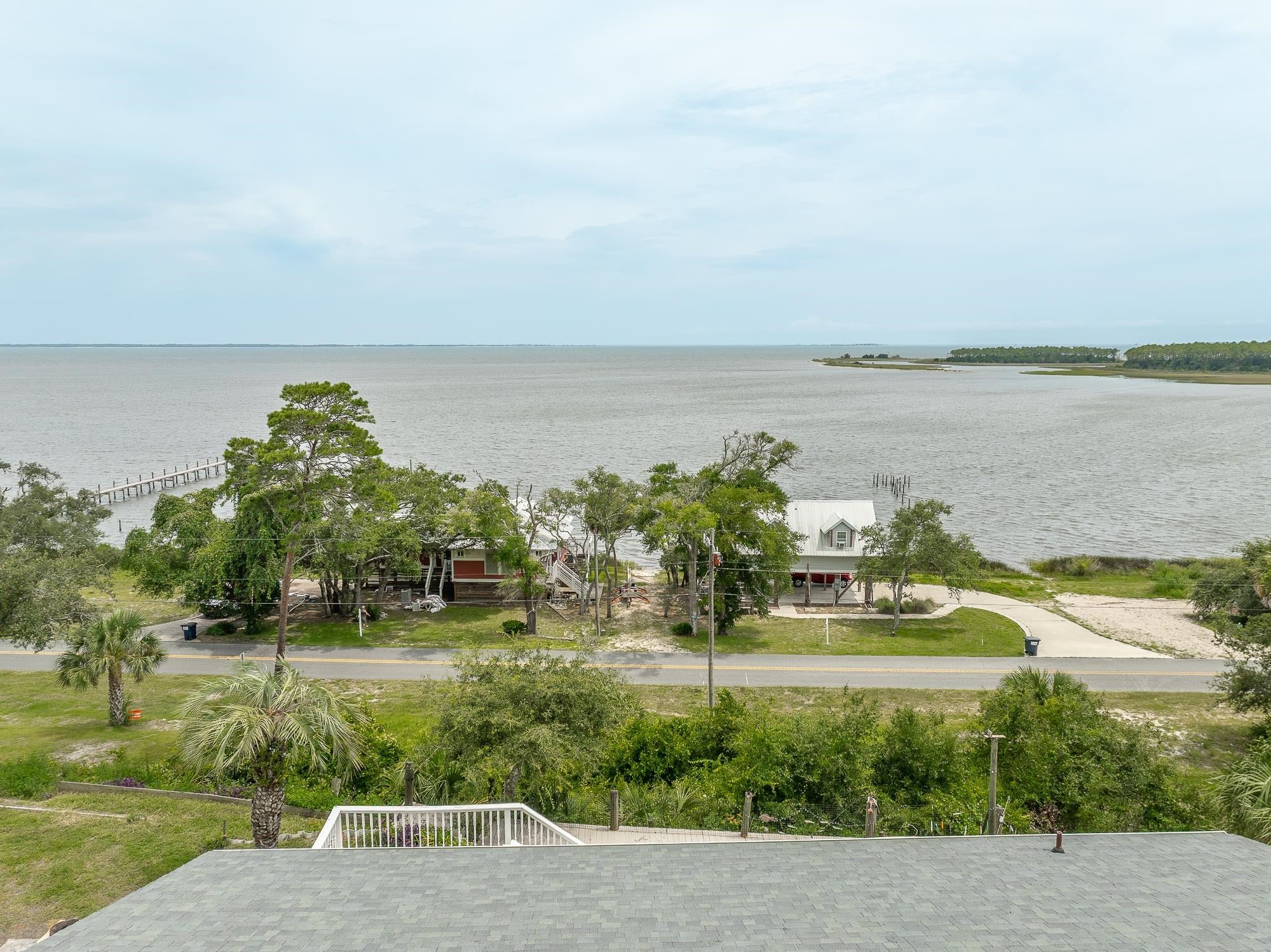 801 SE F Ave, Carrabelle, FL 32322 photo
