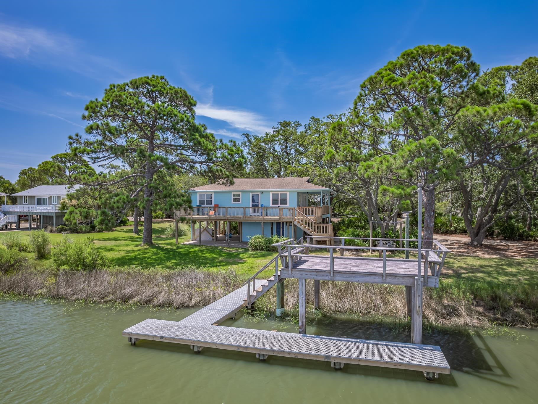 1308 Peninsular Cir, Panacea, FL 32346