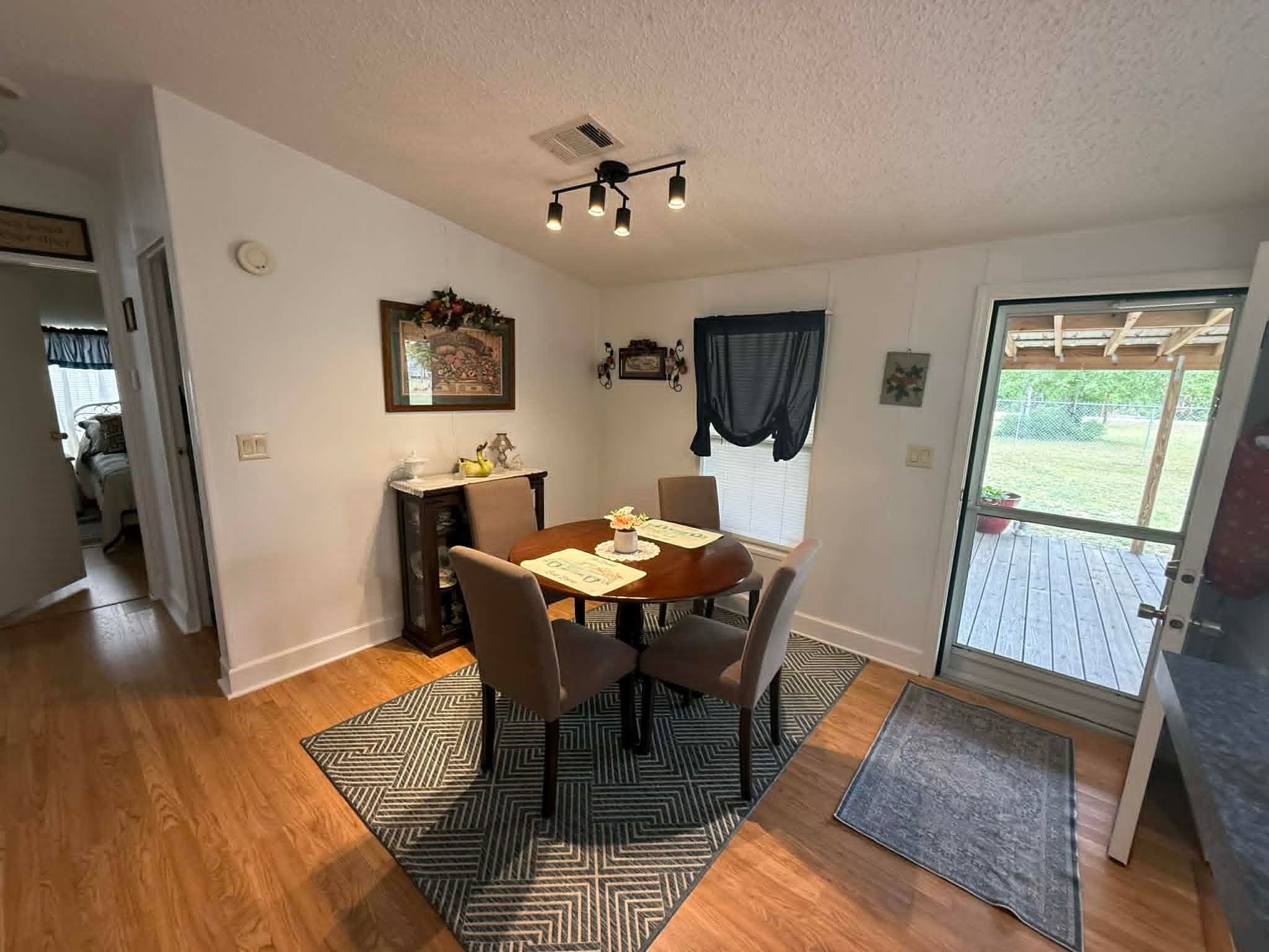 17483 Guilford Ct, Blountstown, FL 32424 photo