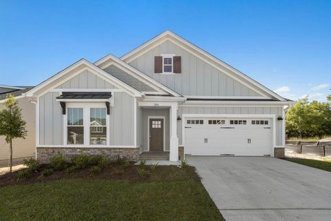 Single Family Residence in Tallahassee FL 320 Bienville Place.jpg