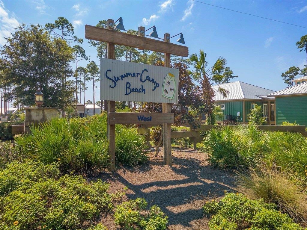 3493 Firefly Cir, Sopchoppy, FL 32358