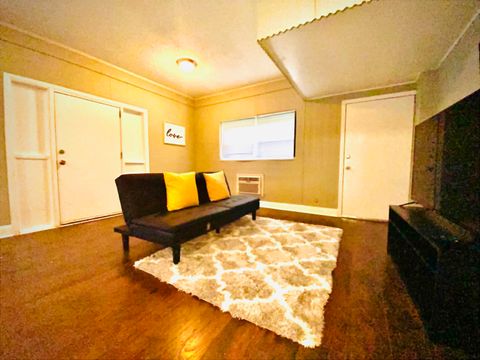 Single Family Residence in Tallahassee FL 835 Griffin Street 14.jpg