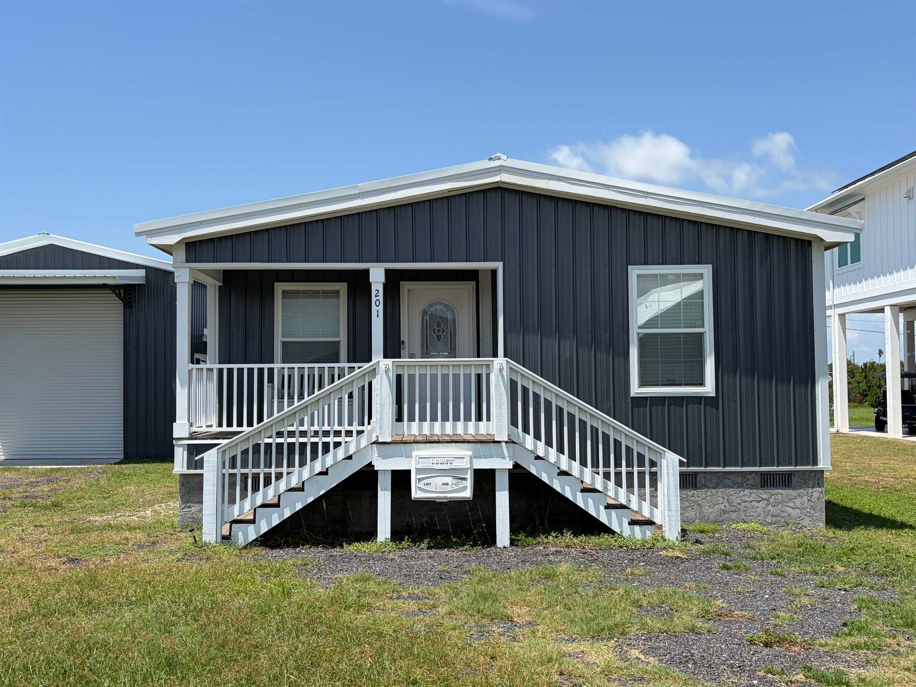 201 8 St, Port Saint Joe, FL 32456 photo