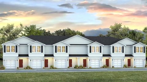 Townhouse in CRAWFORDVILLE FL 179 Turpentine Drive.jpg