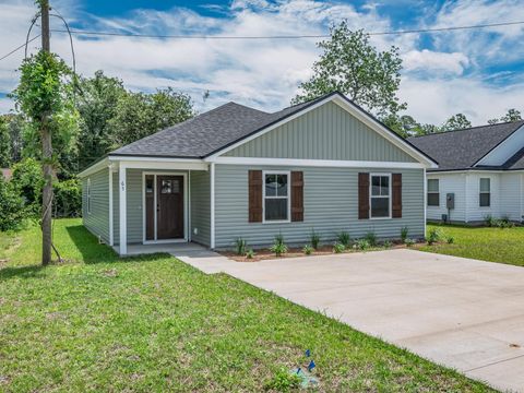 Single Family Residence in Crawfordville FL 31 Klickitat Drive.jpg
