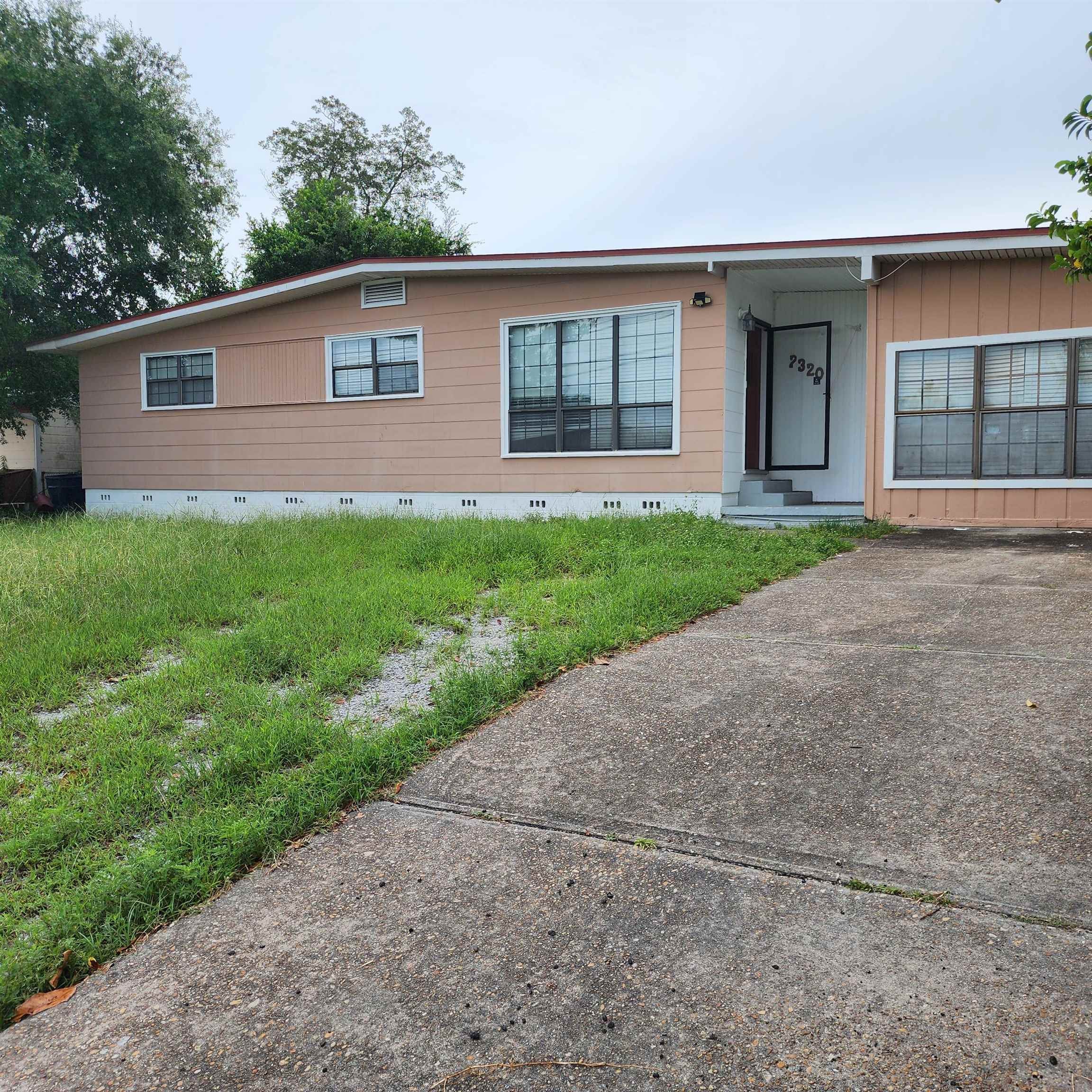 2320 Lisenby Ave, Panama City, FL 32405 photo