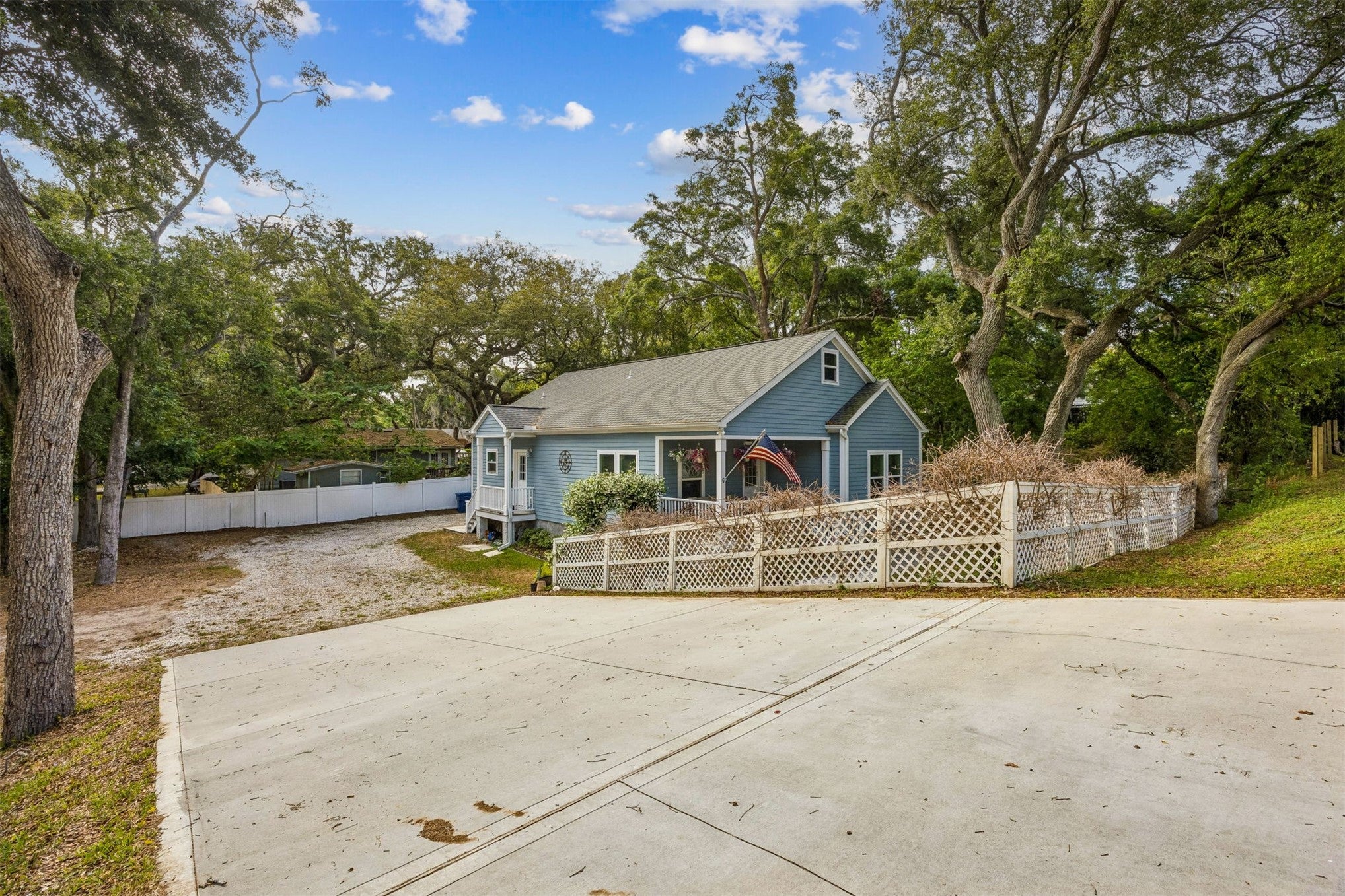 1016 N 14 St, Fernandina Beach, FL 32034 photo