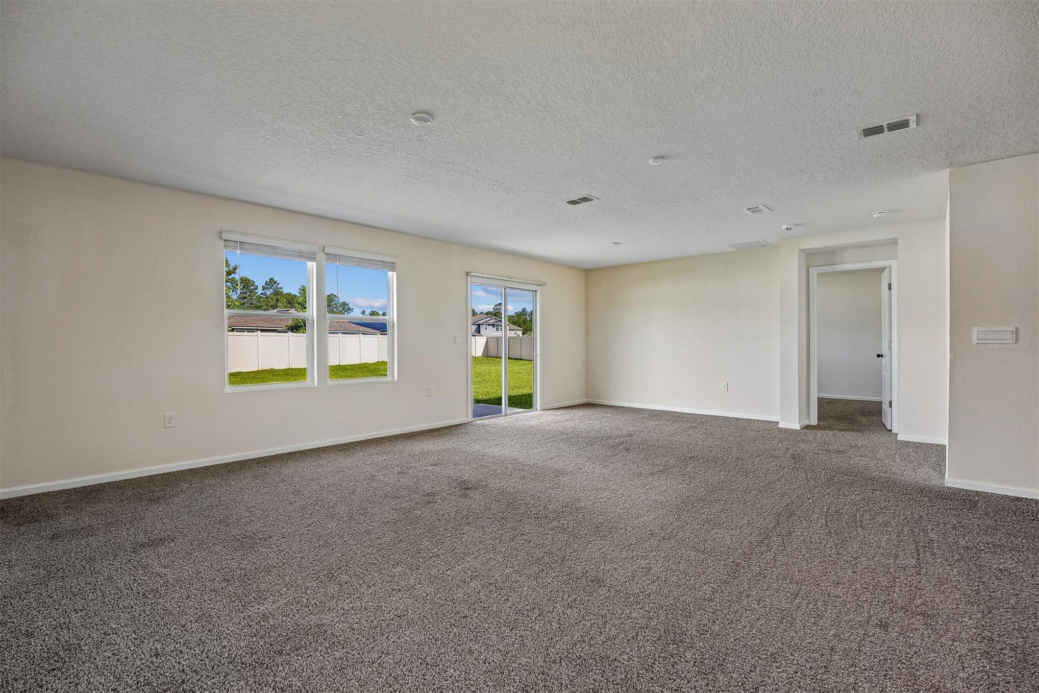 65355 Clearwater Ct, Yulee, FL 32097 photo