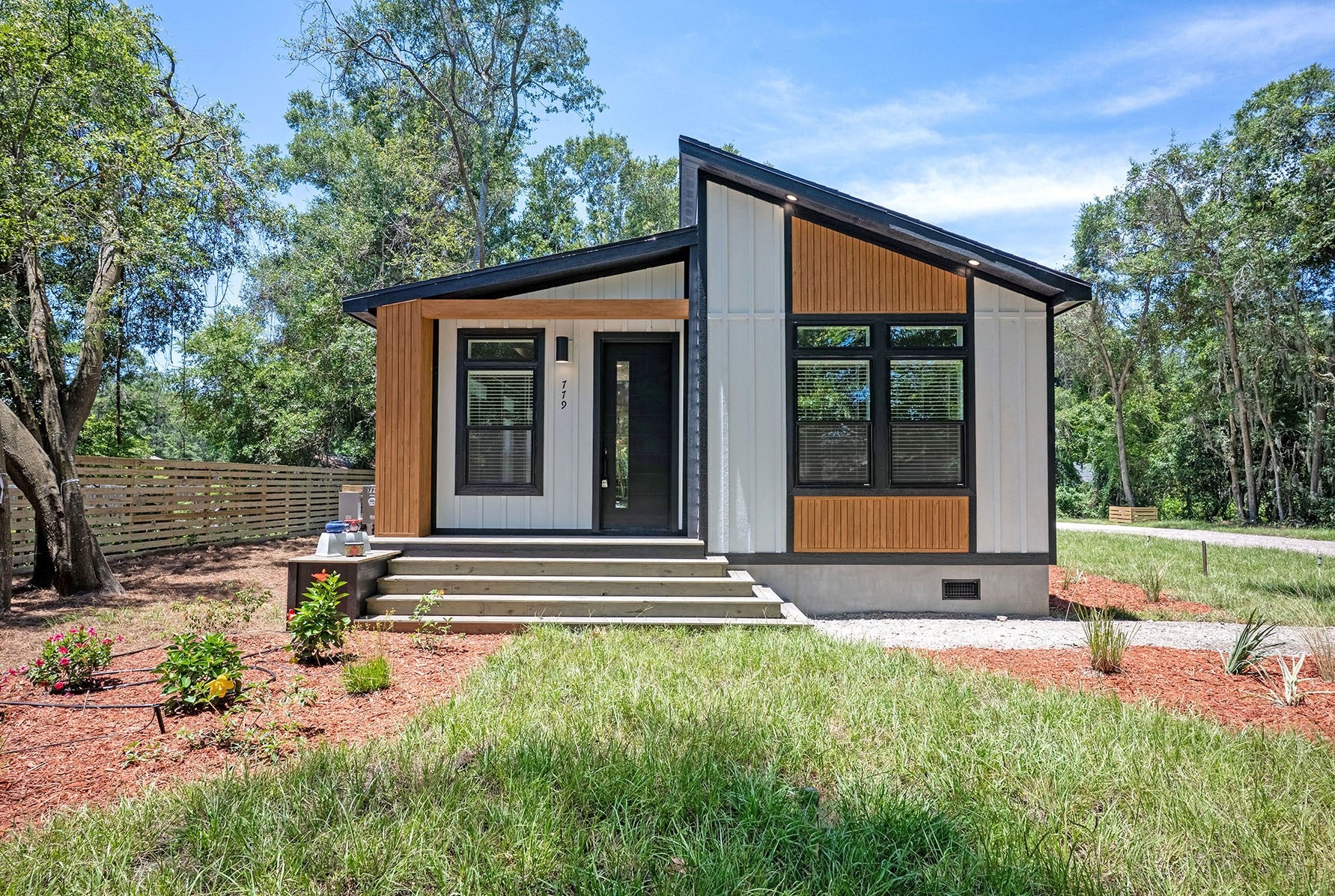 779 Mcswain Rd, Fernandina Beach, FL 32034