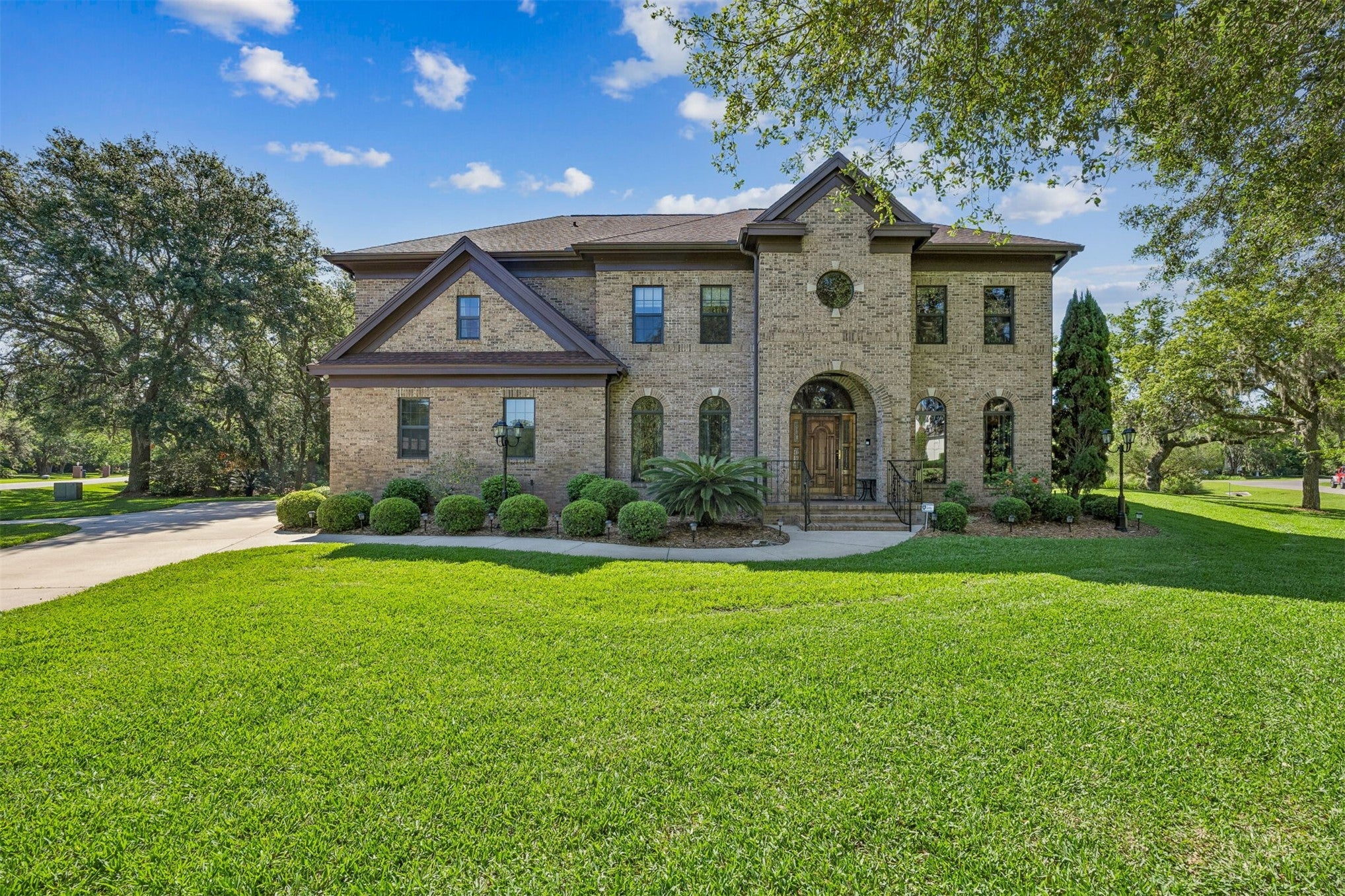 184 River Oaks Dr, Fernandina Beach, FL 32034