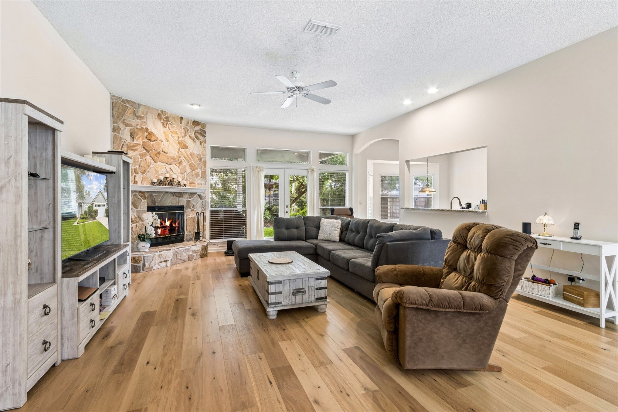 1923 Sea Oats Ave, Fernandina Beach, FL 32034 photo
