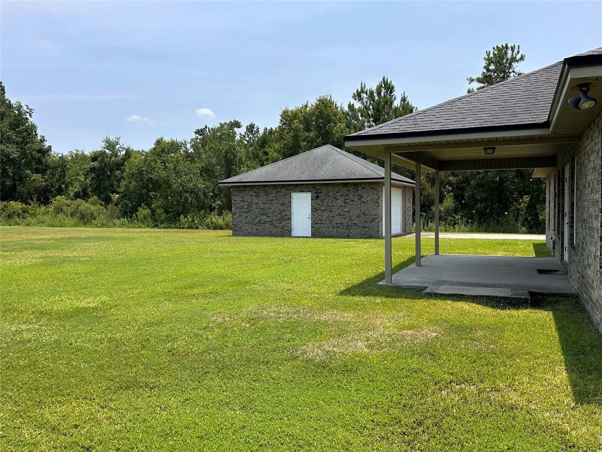 53072 Clear Lake Dr, Callahan, FL 32011 photo