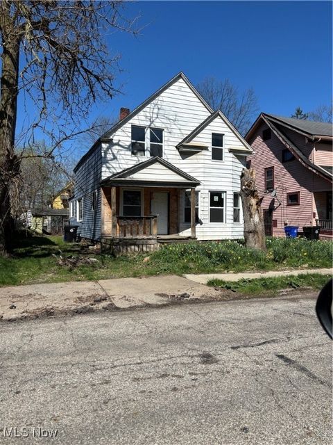 Single Family Residence in Cleveland OH 3442 e 105th st.jpg