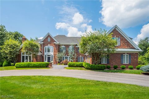 Single Family Residence in New Cumberland WV 1 RIVERSIDE Drive.jpg