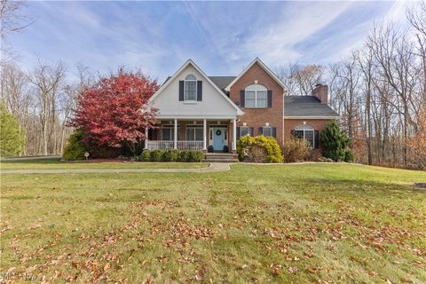 Single Family Residence in Wellsburg WV 128 Willow Springs Drive.jpg