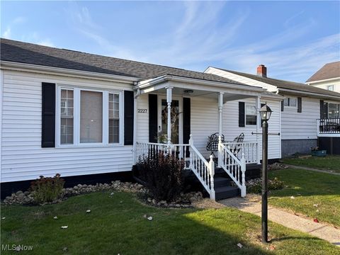 Single Family Residence in Wellsburg WV 2227 Main Street.jpg