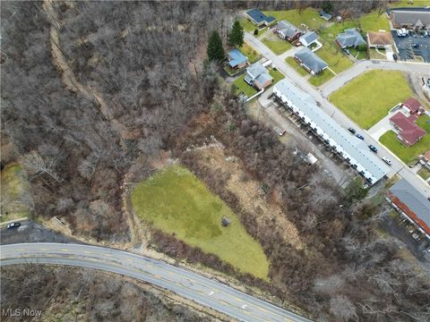  in Weirton WV 1438 COVE Road 2.jpg