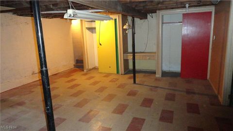 Single Family Residence in Newell WV 715 Jefferson St 11.jpg