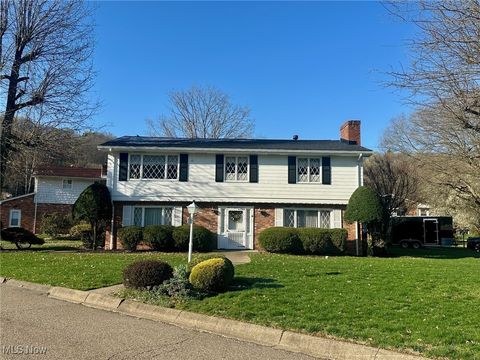 Single Family Residence in Weirton WV 129 Roselawn Drive.jpg
