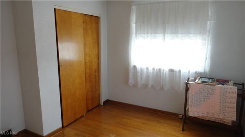 Single Family Residence in New Cumberland WV 1872 Mayhew Road 23.jpg