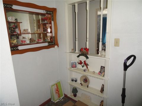 Single Family Residence in New Cumberland WV 1872 Mayhew Road 17.jpg