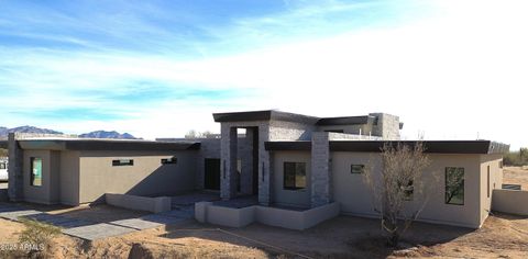 Single Family Residence in Scottsdale AZ 25007 89TH Street.jpg