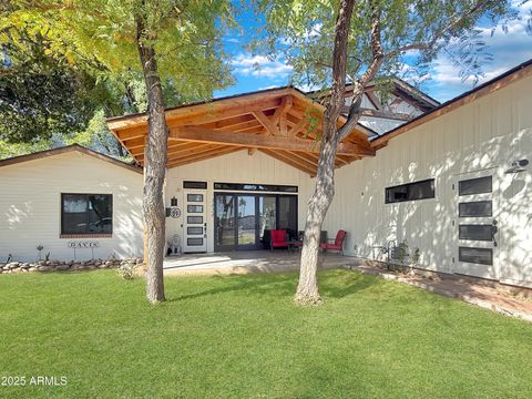 Single Family Residence in Phoenix AZ 3424 36TH Street.jpg