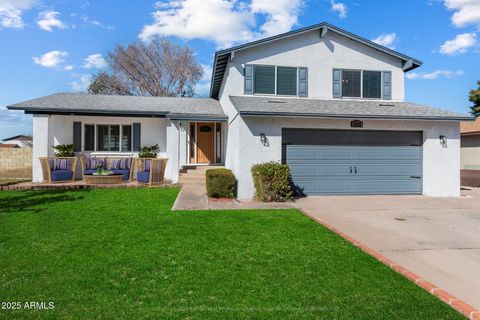 Single Family Residence in Phoenix AZ 2472 CROCUS Drive.jpg