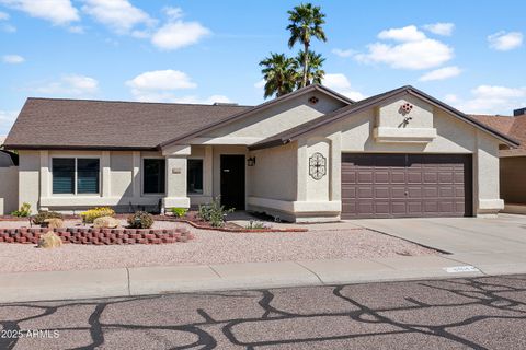 Single Family Residence in Peoria AZ 8354 Surrey Avenue.jpg
