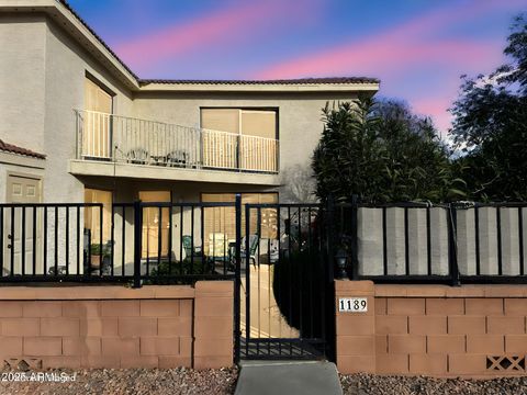 Townhouse in Phoenix AZ 15650 19TH Avenue.jpg