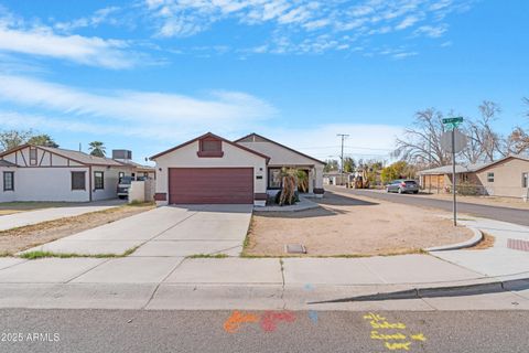 Single Family Residence in Glendale AZ 7510 59TH Lane.jpg