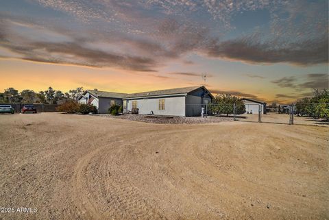 Manufactured Home in Phoenix AZ 404 GALVIN Street.jpg