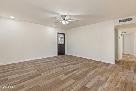Single Family Residence in Mesa AZ 422 E HAMPTON Avenue.jpg