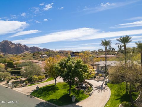 Single Family Residence in Paradise Valley AZ 4201 CLAREMONT Avenue.jpg
