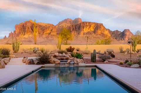 Single Family Residence in Apache Junction AZ 3307 MOUNTAIN VIEW Road.jpg