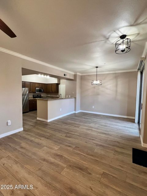 Townhouse in Scottsdale AZ 19777 76TH Street.jpg