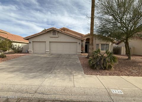 Single Family Residence in Phoenix AZ 2728 MOUNTAIN SKY Avenue.jpg