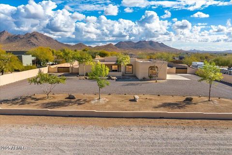 Single Family Residence in Phoenix AZ 37415 24TH Street.jpg