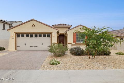 Single Family Residence in Glendale AZ 5835 N 88TH Lane.jpg