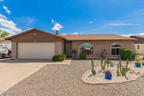 Single Family Residence in Glendale AZ 5537 W Boca Raton Road.jpg