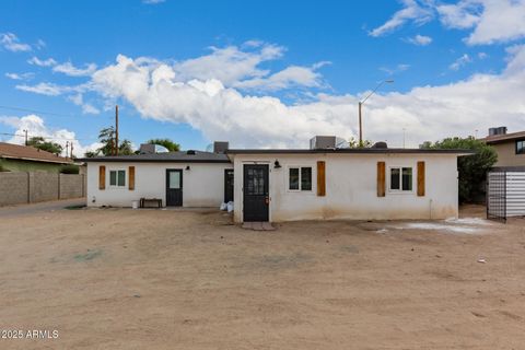 Multi Family in Phoenix AZ 2421 GLENROSA Avenue.jpg