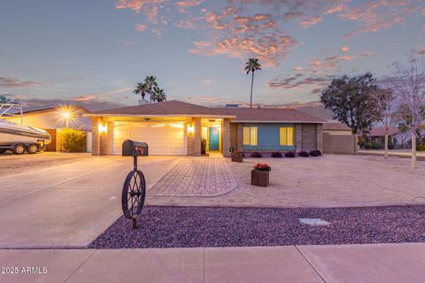 Single Family Residence in Phoenix AZ 2248 MANDALAY Lane.jpg