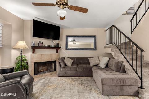 Townhouse in Peoria AZ 7977 WACKER Road.jpg