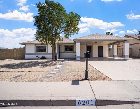 Single Family Residence in Glendale AZ 6201 W ACOMA Drive.jpg