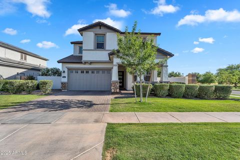 Single Family Residence in Gilbert AZ 3415 E ARABIAN Drive.jpg