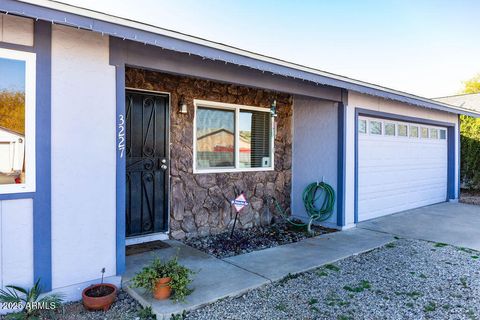 Single Family Residence in Phoenix AZ 3227 VILLA RITA Drive.jpg
